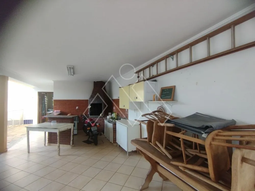 Casa, 3 quartos, 239 m² - Foto 4