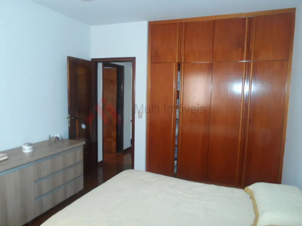 Casa, 4 quartos, 285 m² - Foto 1