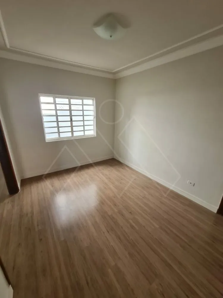 Casa, 3 quartos, 166 m² - Foto 2