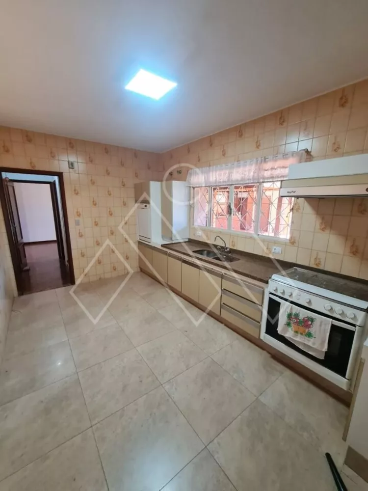 Casa à venda com 4 quartos, 209m² - Foto 12