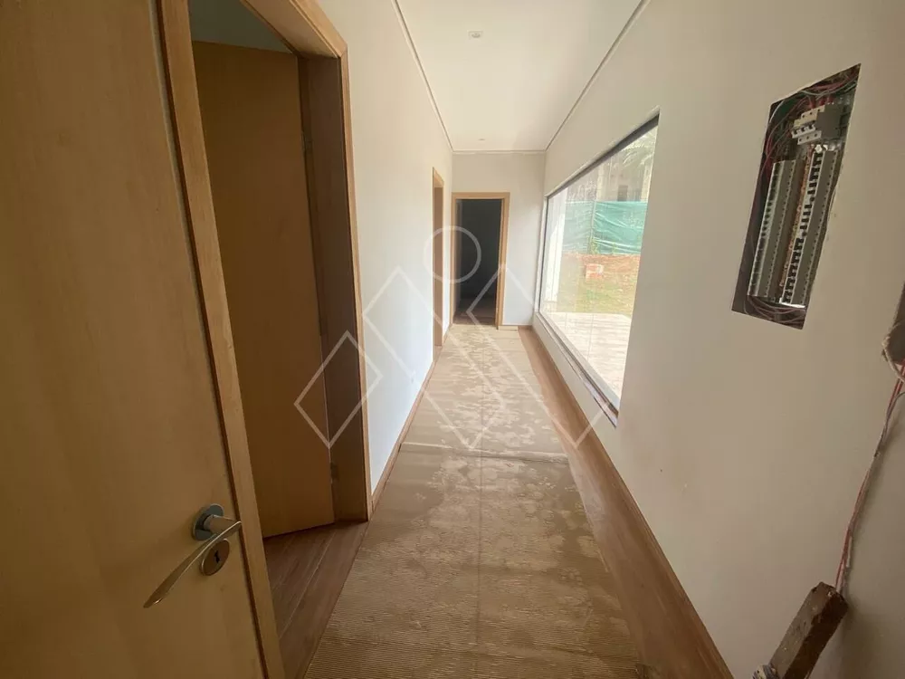 Casa de Condomínio à venda com 4 quartos, 214m² - Foto 4