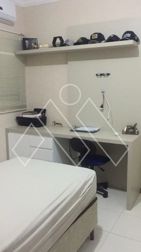 Casa, 4 quartos, 121 m² - Foto 1