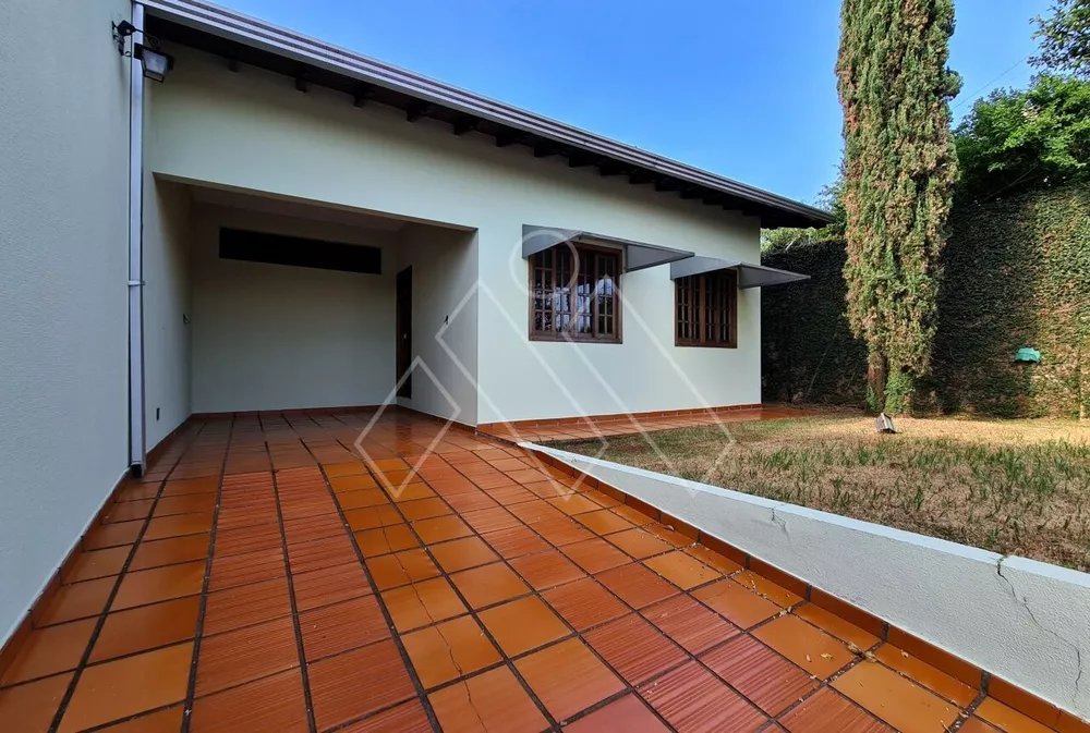 Casa à venda com 2 quartos, 103m² - Foto 1