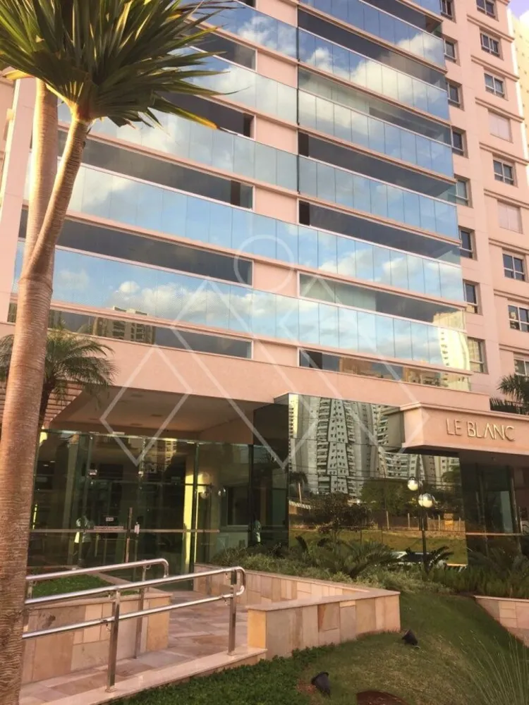 Apartamento, 3 quartos, 236 m² - Foto 4