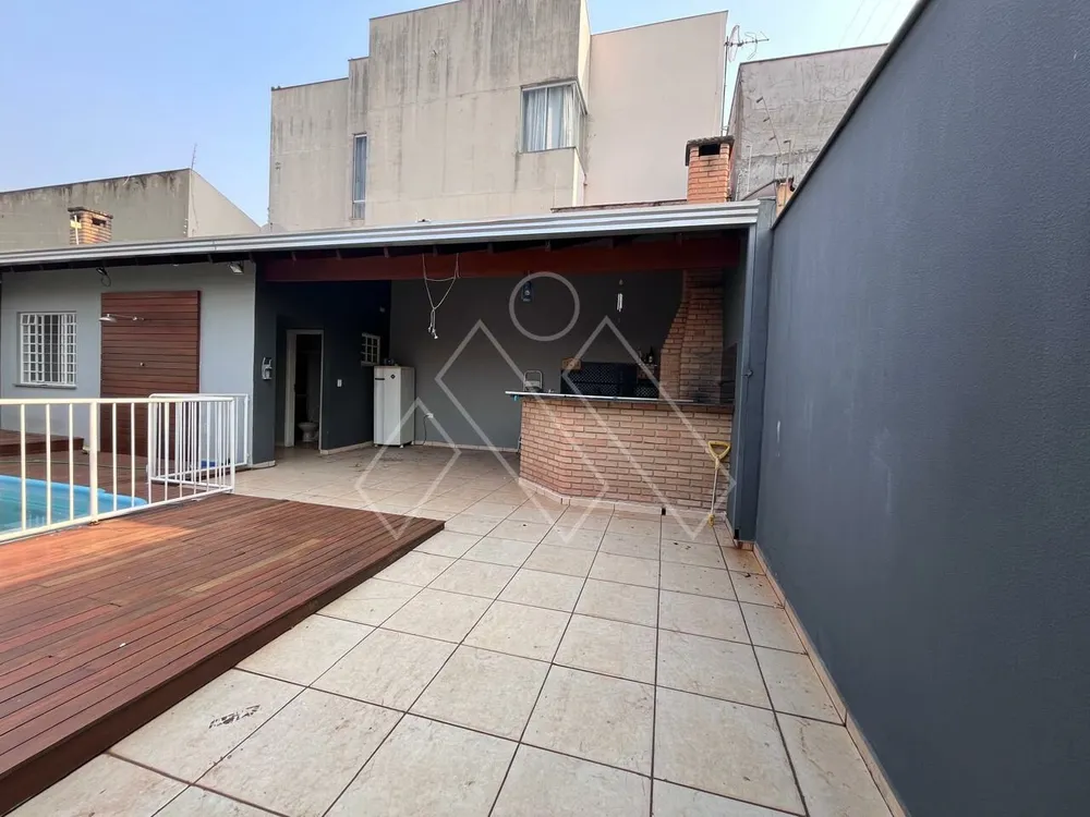 Casa, 3 quartos, 179 m² - Foto 1
