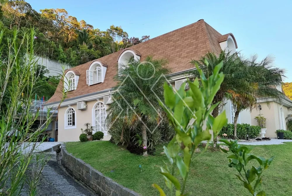 Casa de Condomínio à venda com 7 quartos, 516m² - Foto 2