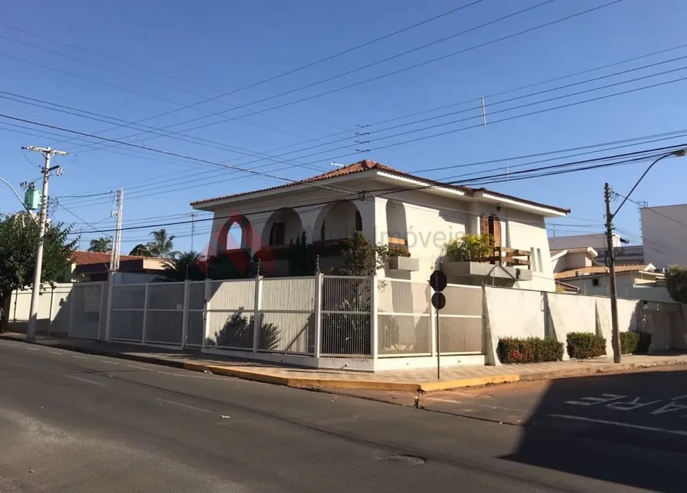 Casa, 4 quartos, 365 m² - Foto 2