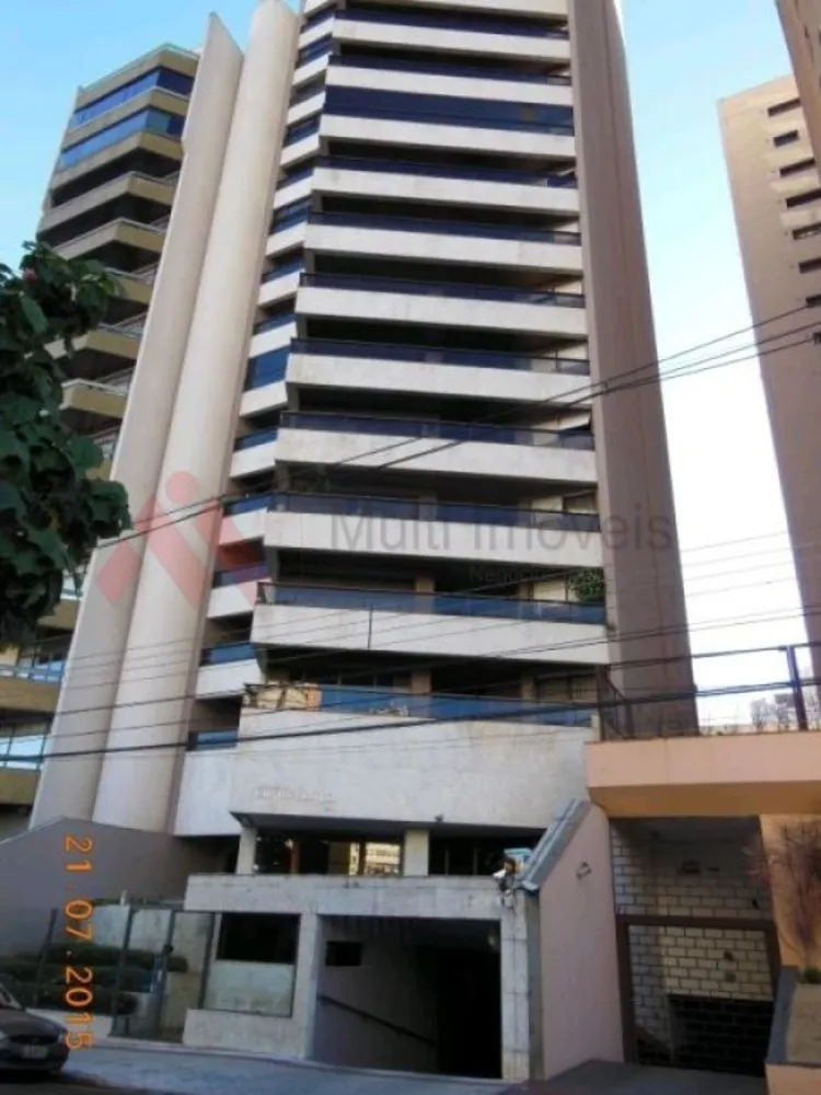 Apartamento, 3 quartos, 290 m² - Foto 1