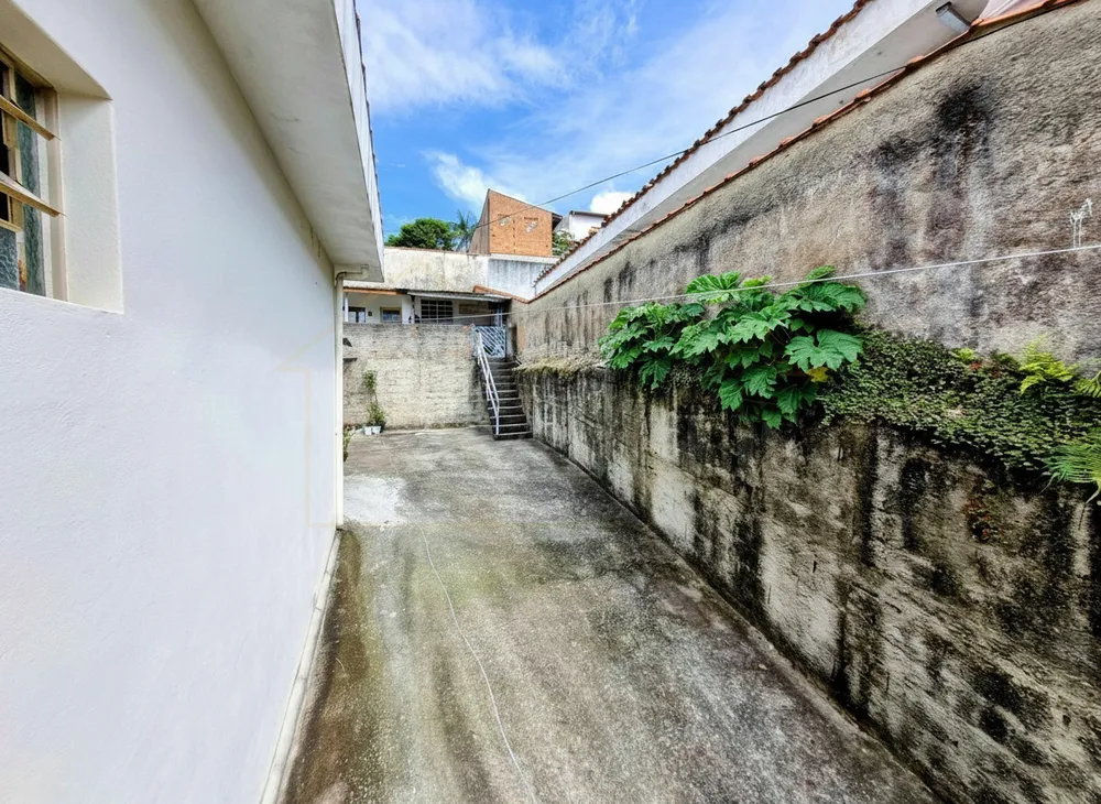 Casa, 3 quartos, 220 m² - Foto 2