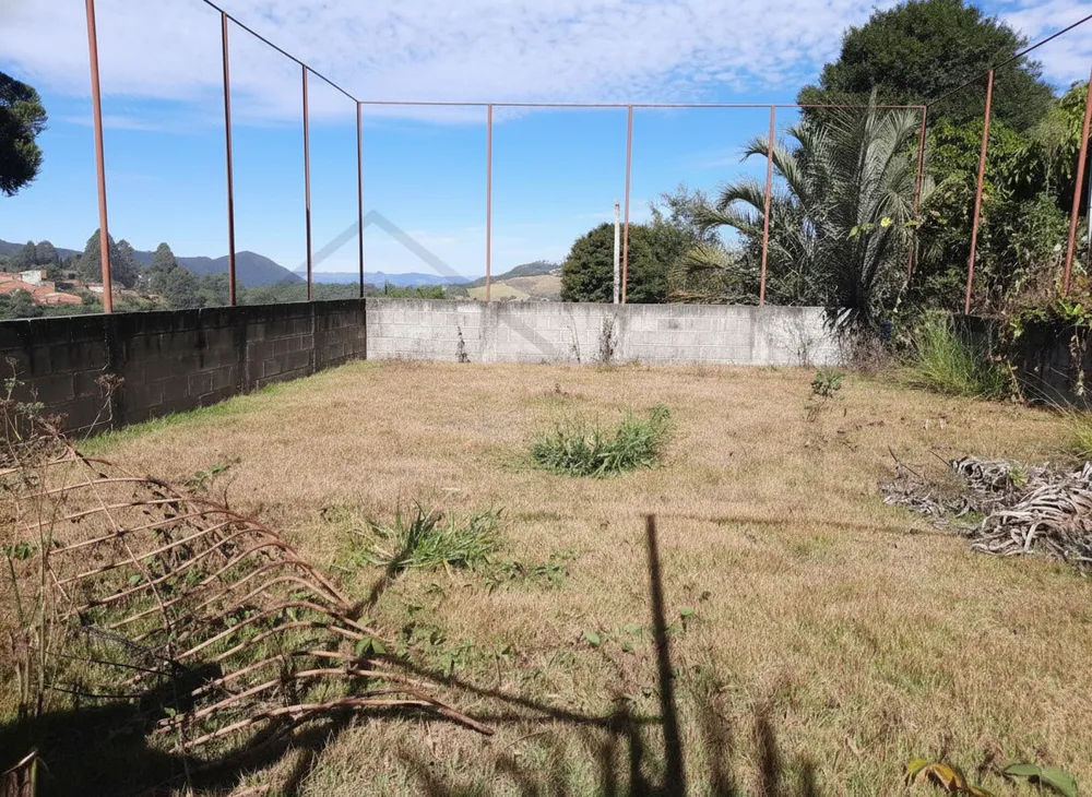 Chácara, 3 quartos, 213 m² - Foto 1