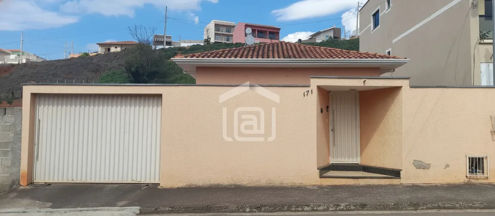 Casa, 3 quartos, 134 m² - Foto 1