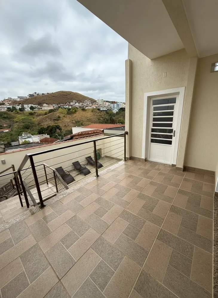 Casa, 3 quartos, 313 m² - Foto 3
