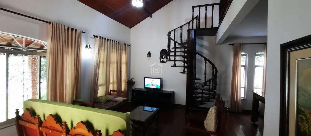 Casa, 1 quarto, 298 m² - Foto 2