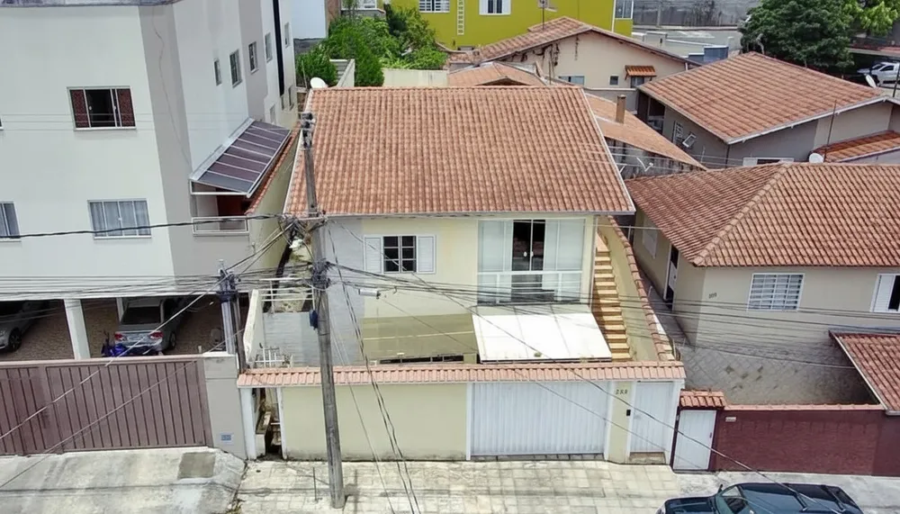 Casa, 3 quartos, 160 m² - Foto 3