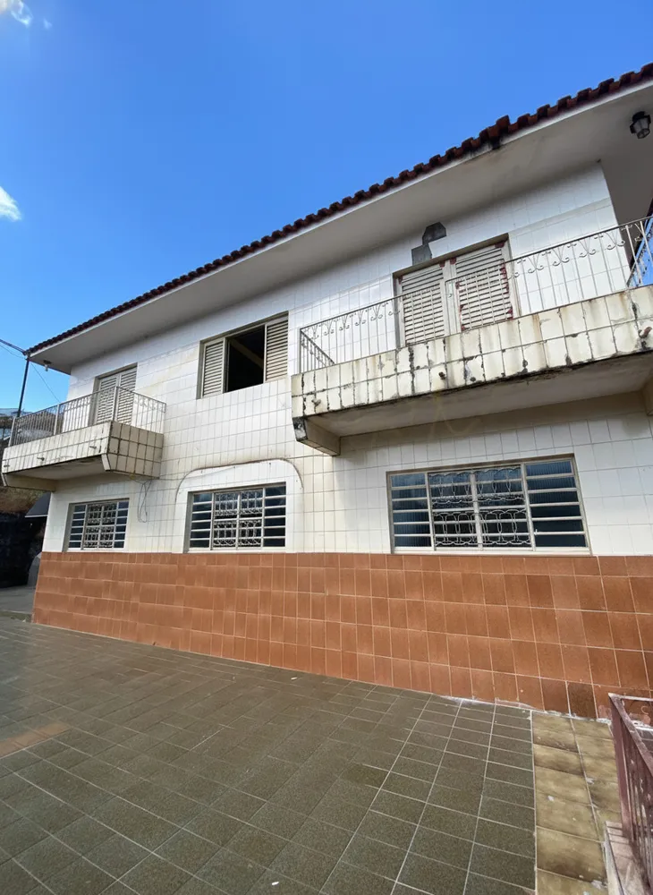 Casa, 3 quartos, 220 m² - Foto 1