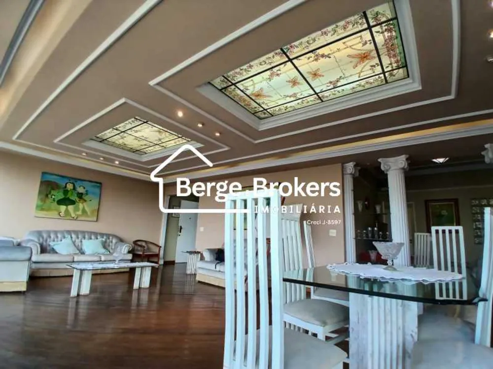 Apartamento, 3 quartos, 188 m² - Foto 1