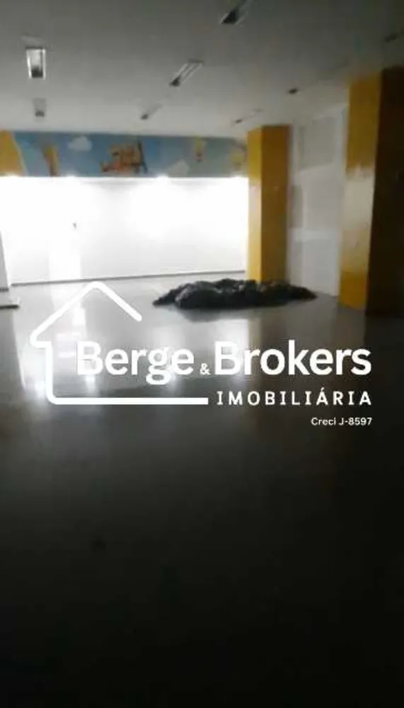 Sala-Conjunto, 649 m² - Foto 1