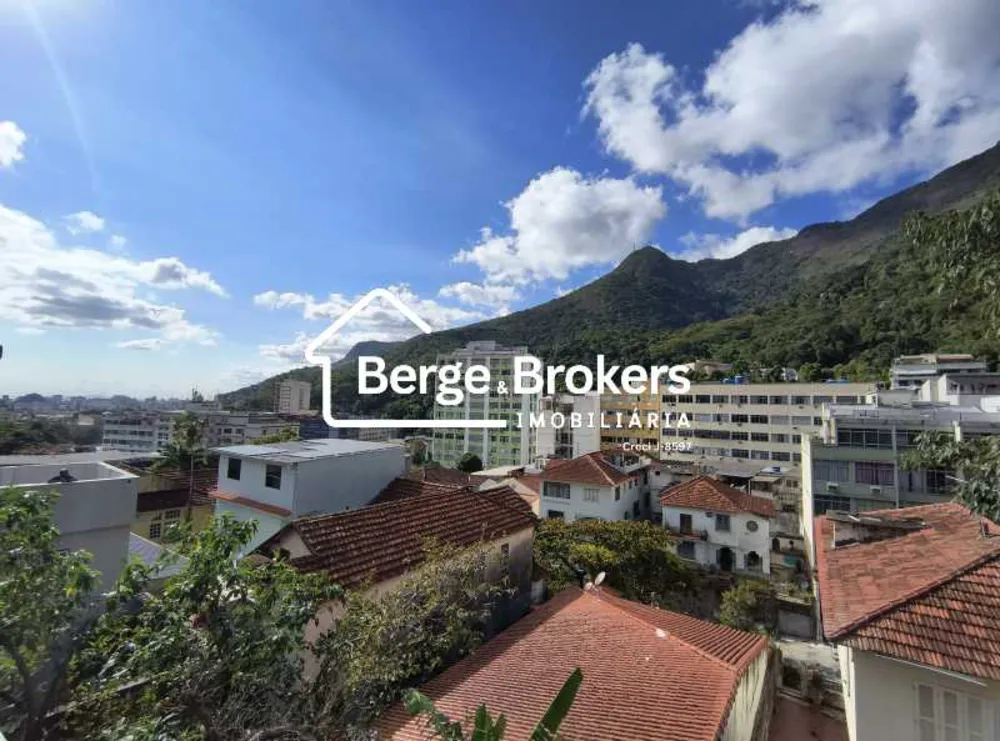 Casa, 3 quartos, 236 m² - Foto 1
