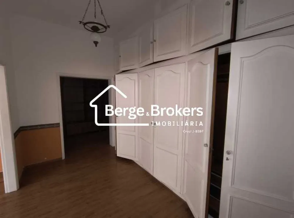 Casa, 3 quartos, 236 m² - Foto 30
