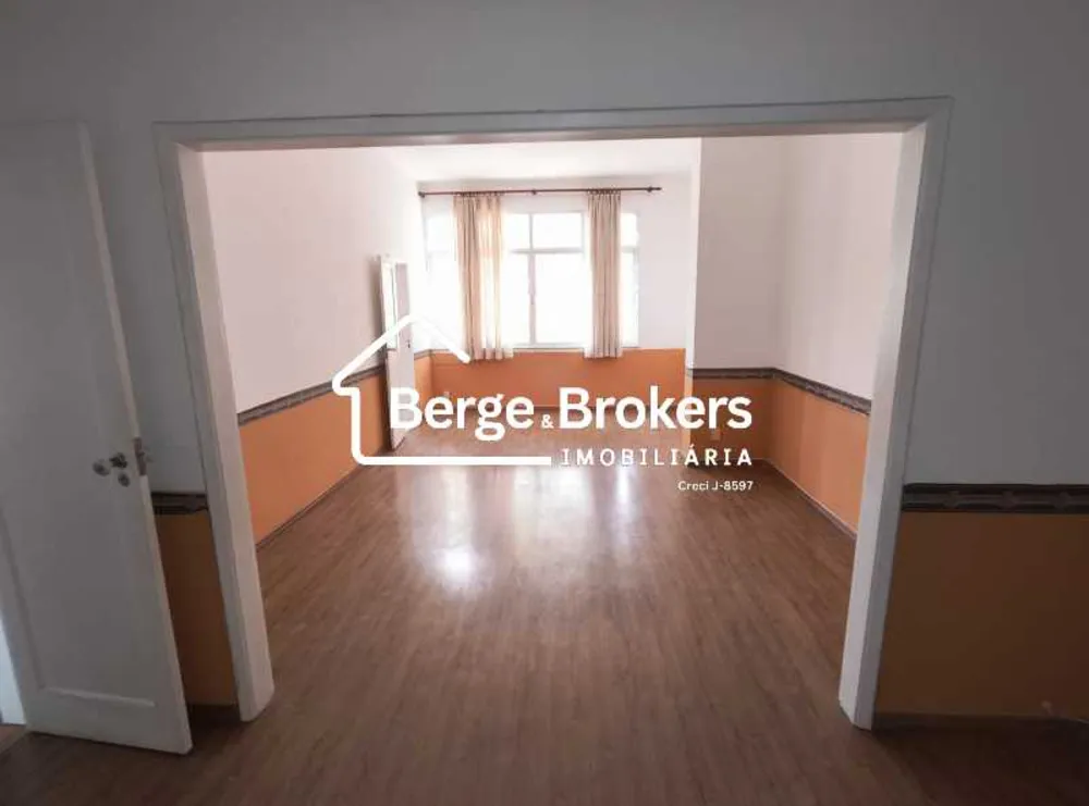 Casa, 3 quartos, 236 m² - Foto 24
