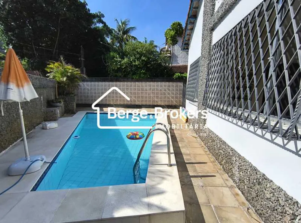 Casa, 5 quartos, 270 m² - Foto 3