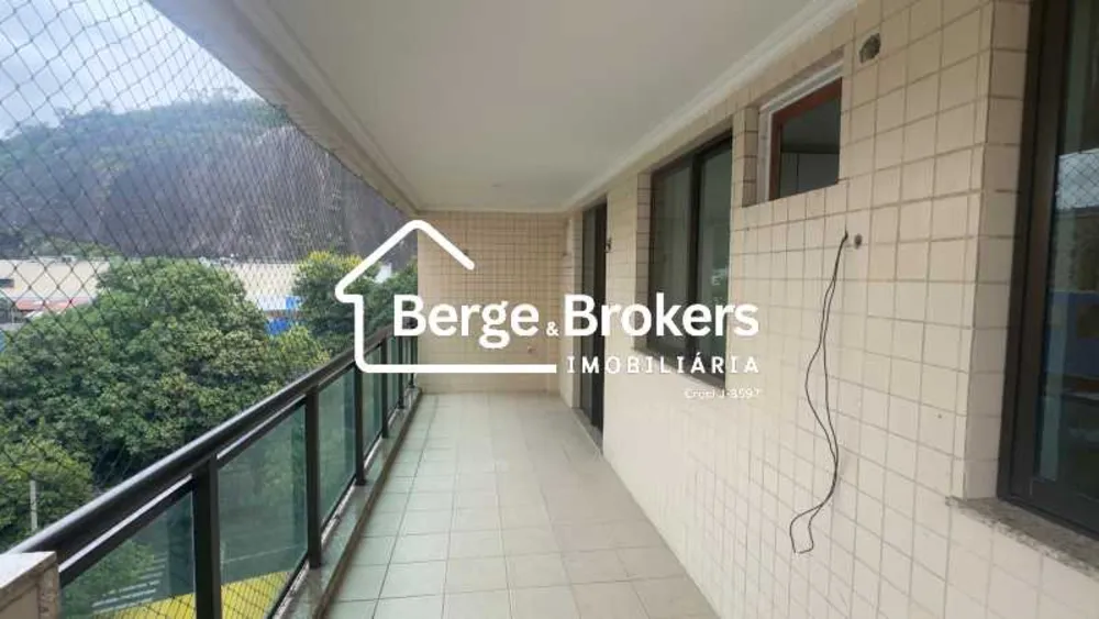 Cobertura, 3 quartos, 210 m² - Foto 1