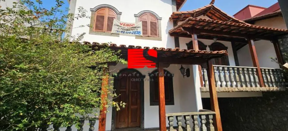 Casa, 4 quartos, 324 m² - Foto 2