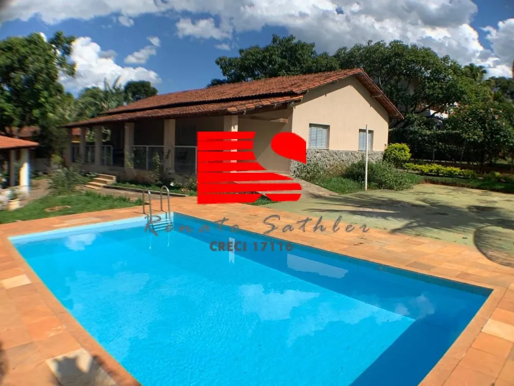 Sítio, 4 quartos, 3600 m² - Foto 1
