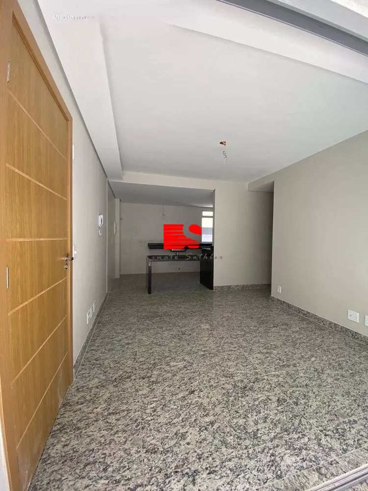 Apartamento à venda com 2 quartos, 78m² - Foto 2