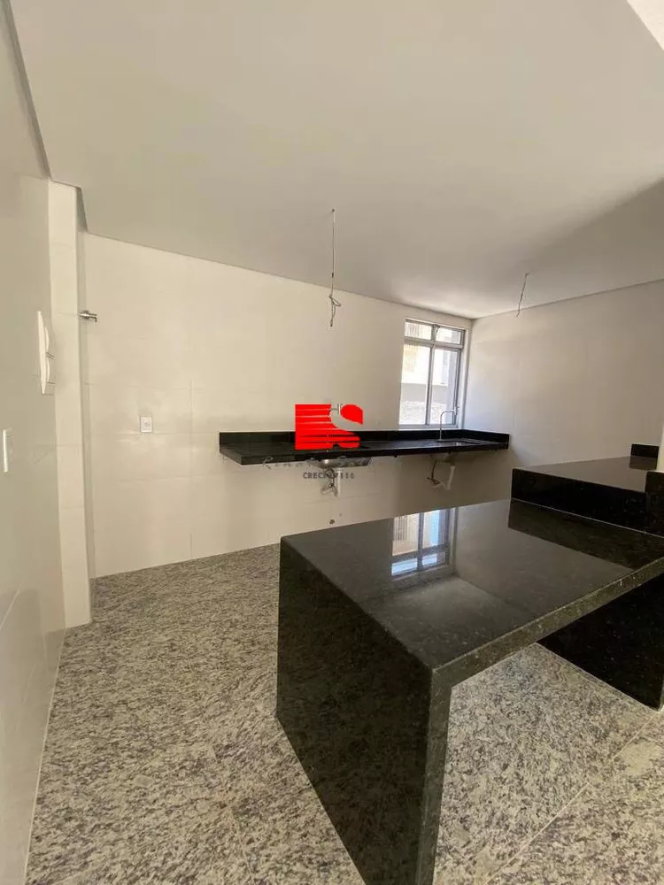 Apartamento à venda com 2 quartos, 78m² - Foto 12