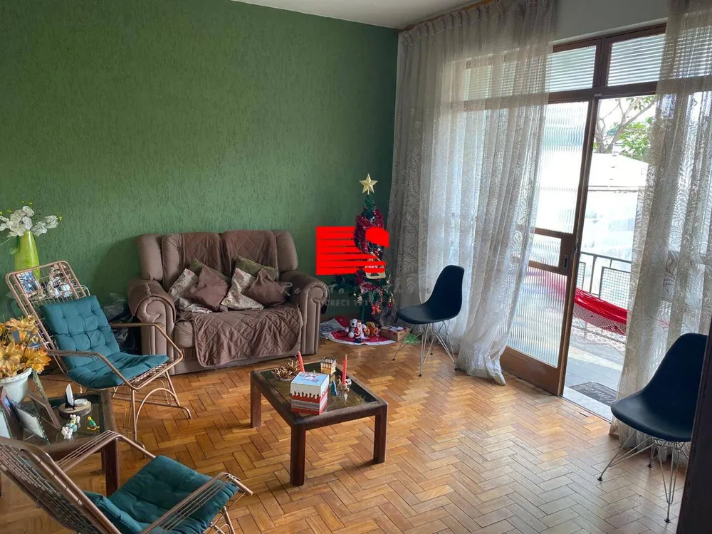 Casa, 3 quartos, 245 m² - Foto 1