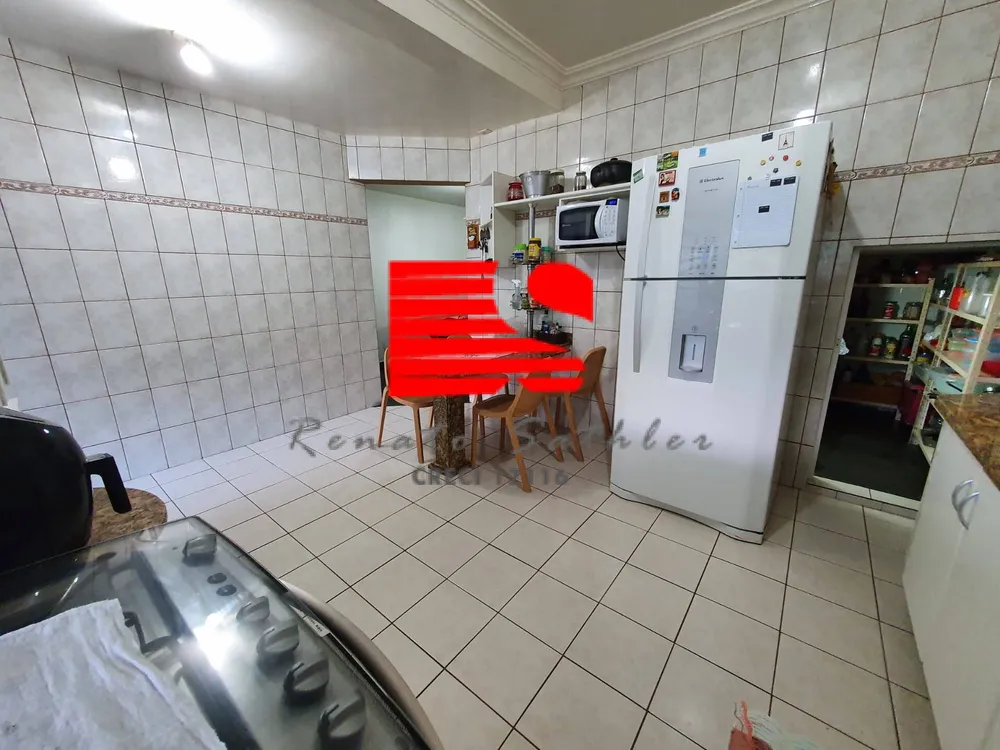 Casa, 3 quartos, 216 m² - Foto 11