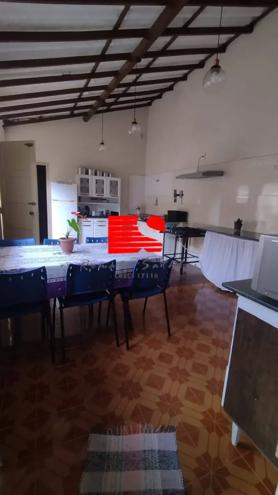 Casa, 4 quartos, 200 m² - Foto 1