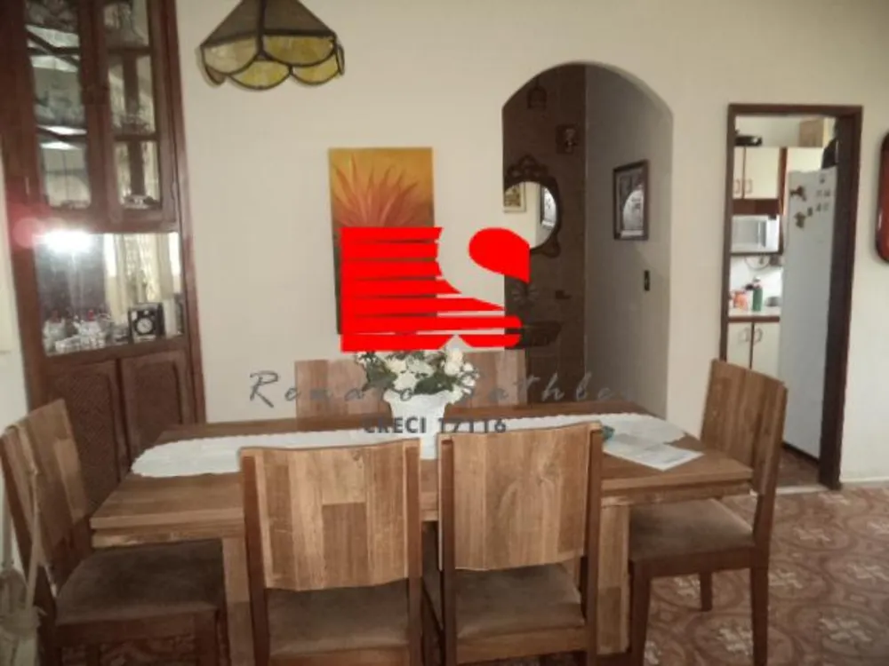 Casa, 4 quartos, 250 m² - Foto 1