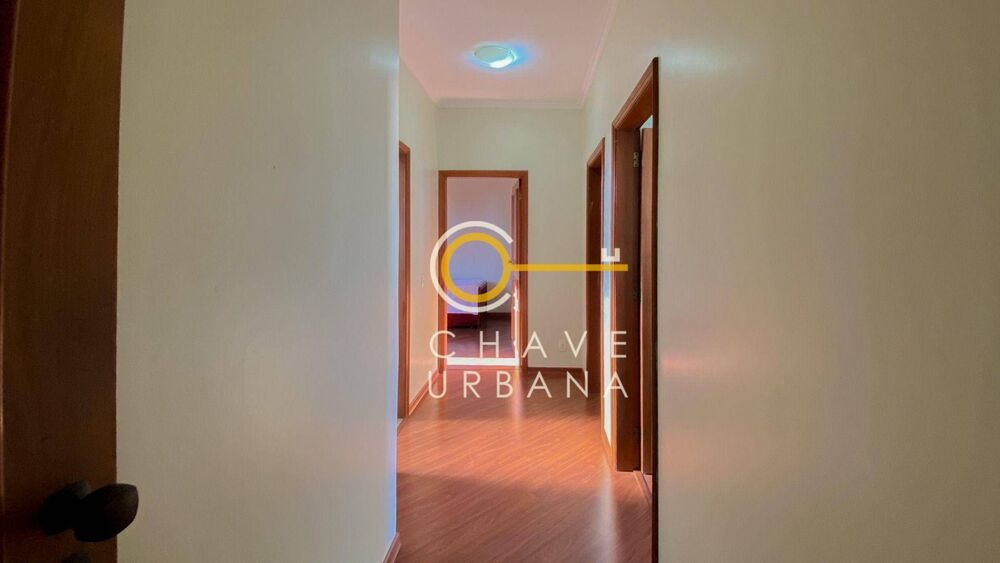 Apartamento à venda com 3 quartos, 117m² - Foto 1