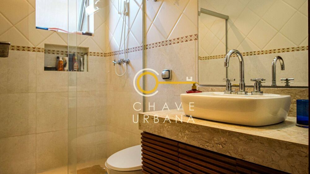 Casa à venda com 3 quartos, 350m² - Foto 4