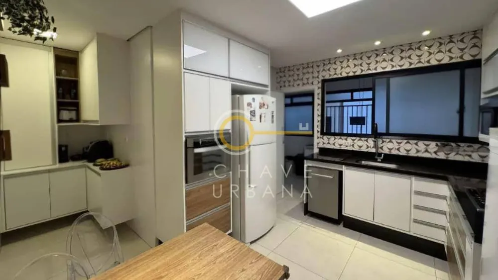Apartamento, 3 quartos, 130 m² - Foto 2