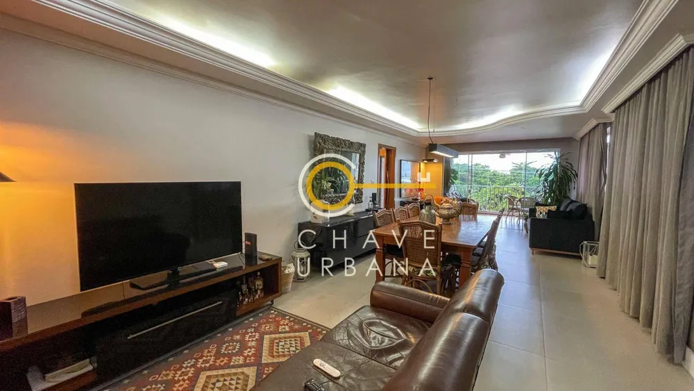 Apartamento, 3 quartos, 161 m² - Foto 1