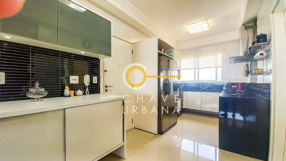 Apartamento, 3 quartos, 178 m² - Foto 2