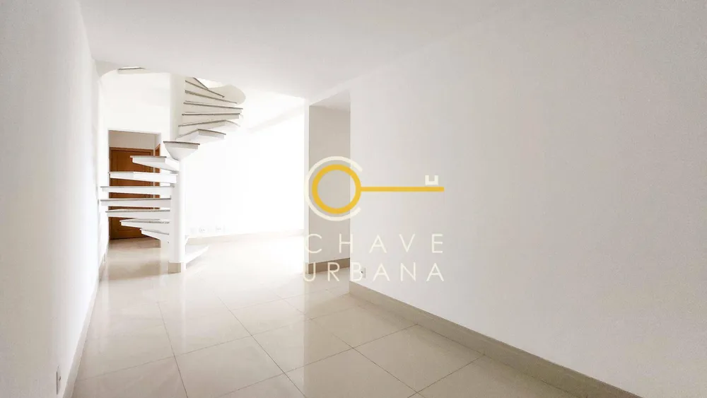 Cobertura, 3 quartos, 251 m² - Foto 4