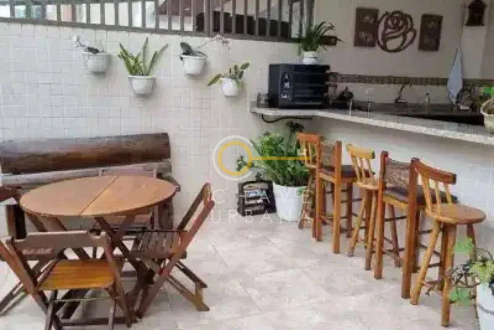 Sobrado, 3 quartos, 159 m² - Foto 1
