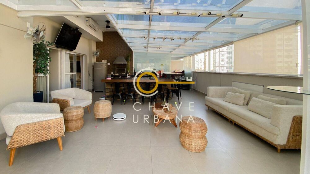 Apartamento à venda com 3 quartos, 219m² - Foto 2