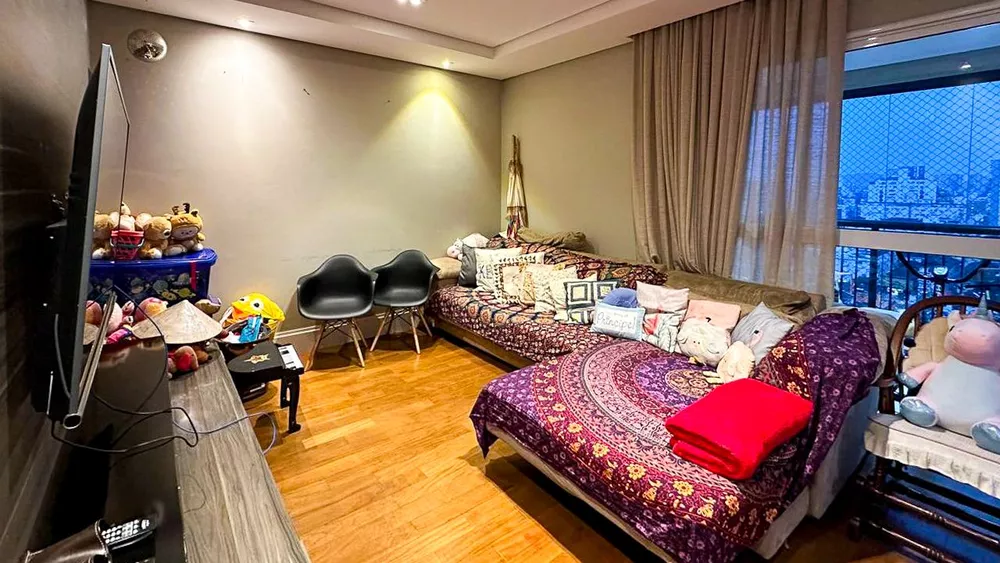 Apartamento à venda com 3 quartos, 156m² - Foto 2