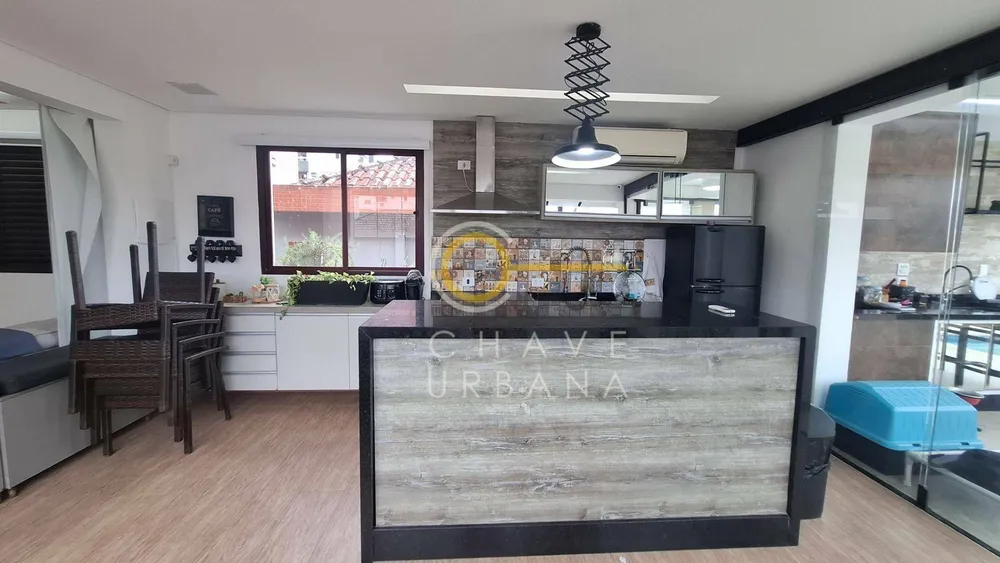 Casa, 3 quartos, 189 m² - Foto 2
