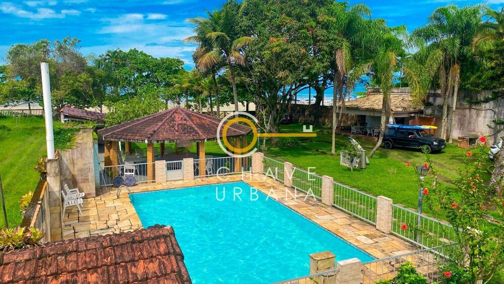 Casa à venda com 5 quartos, 1700m² - Foto 4