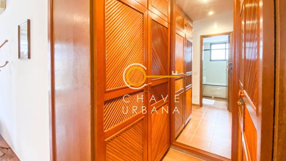 Apartamento à venda com 3 quartos, 170m² - Foto 10