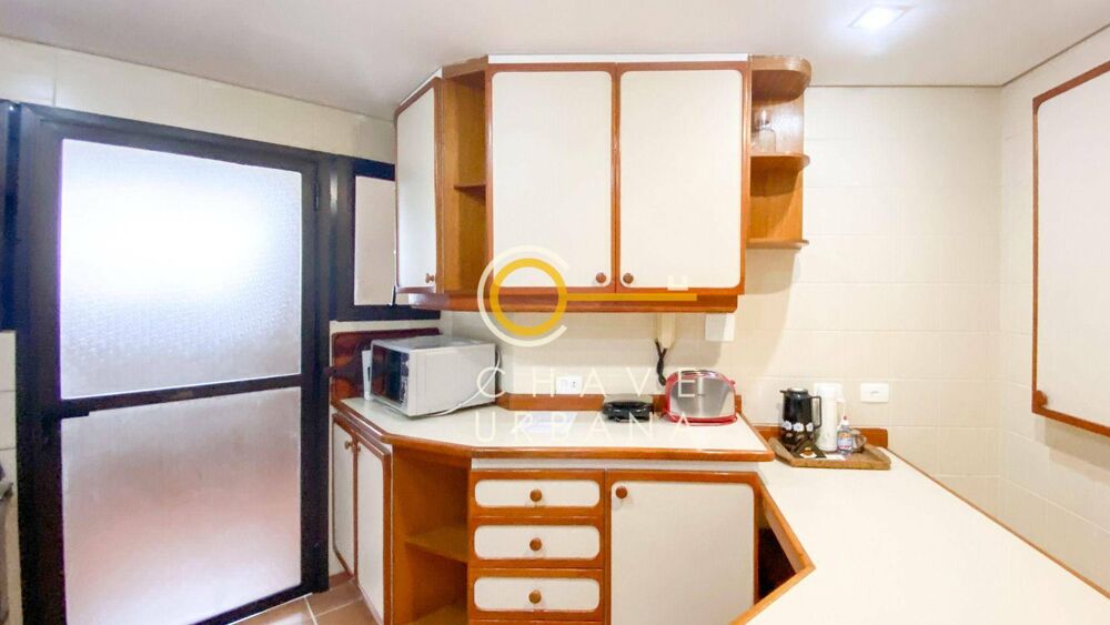Apartamento à venda com 3 quartos, 170m² - Foto 16