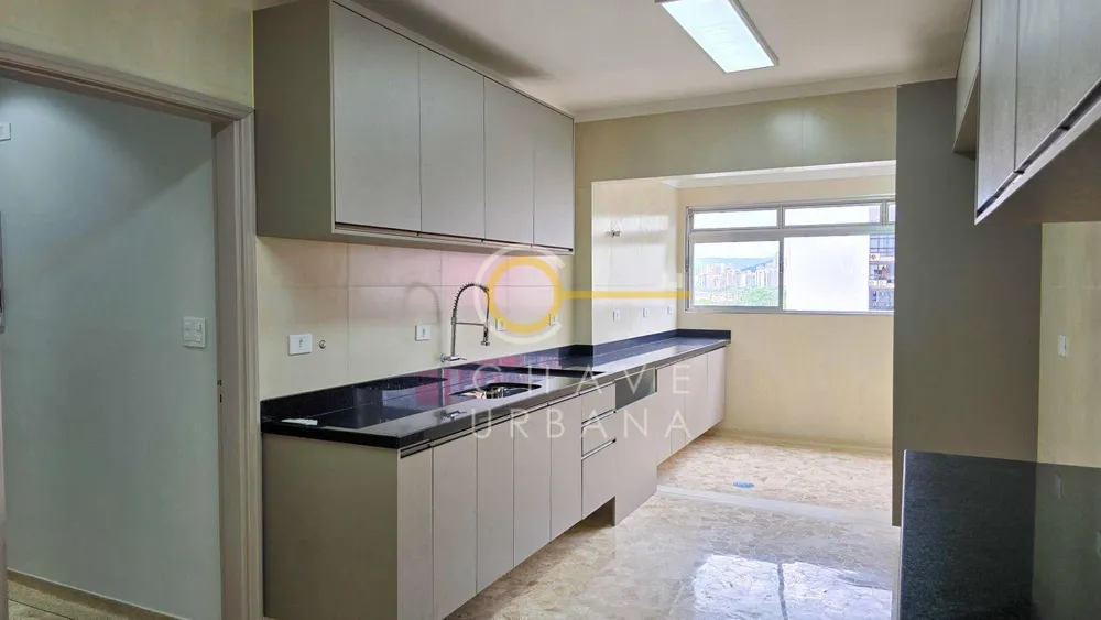 Apartamento, 3 quartos, 200 m² - Foto 2