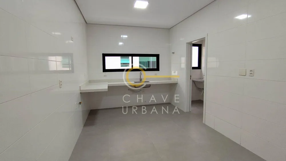 Casa, 3 quartos, 230 m² - Foto 3