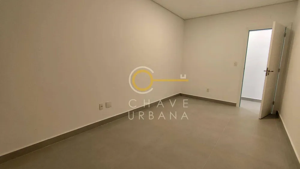 Casa, 3 quartos, 230 m² - Foto 4